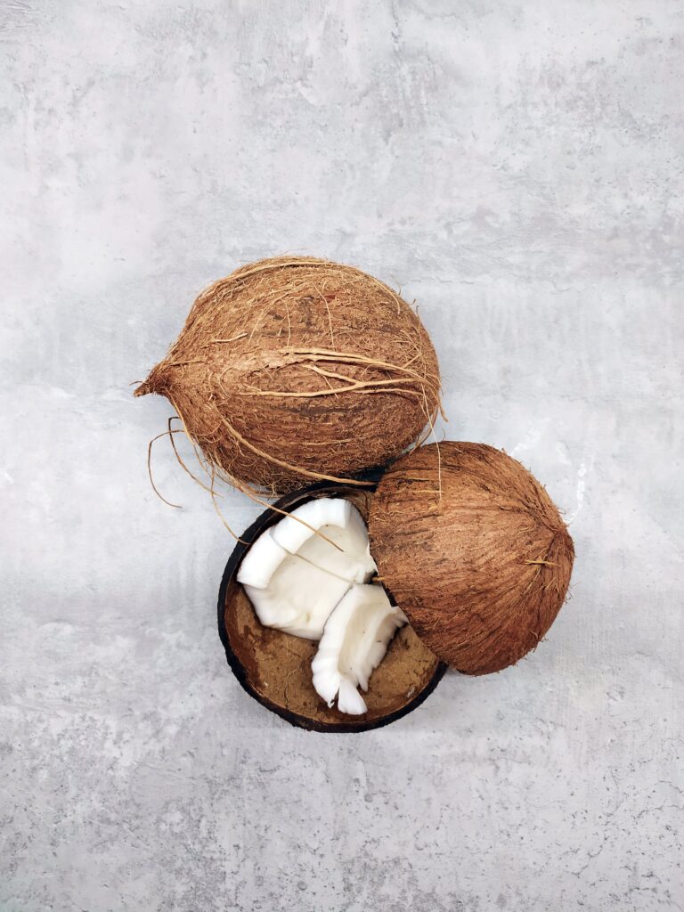 Semi Husked Coconut Indonesian Supplier